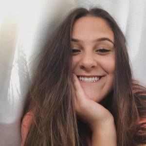 Meet your Posher, Jaida